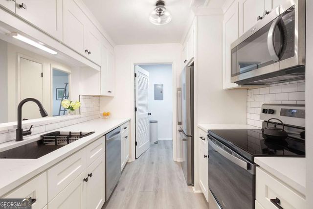 403 Tuxworth Circle, Decatur, GA 30033