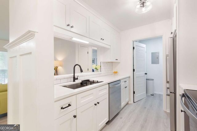 403 Tuxworth Circle, Decatur, GA 30033