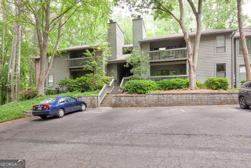 403 Tuxworth Circle, Decatur, GA 30033
