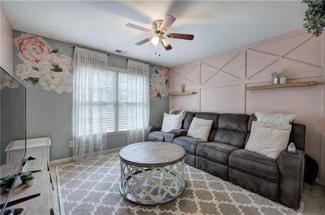 40 Rocky Mountain Pass, Adairsville, GA 30103