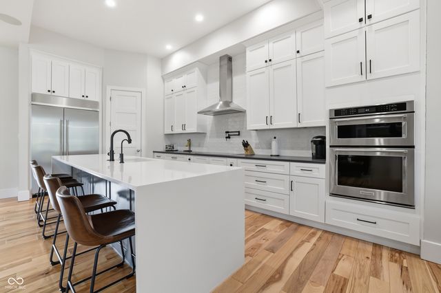 8460 Hunt Club Road, Zionsville, IN 46077