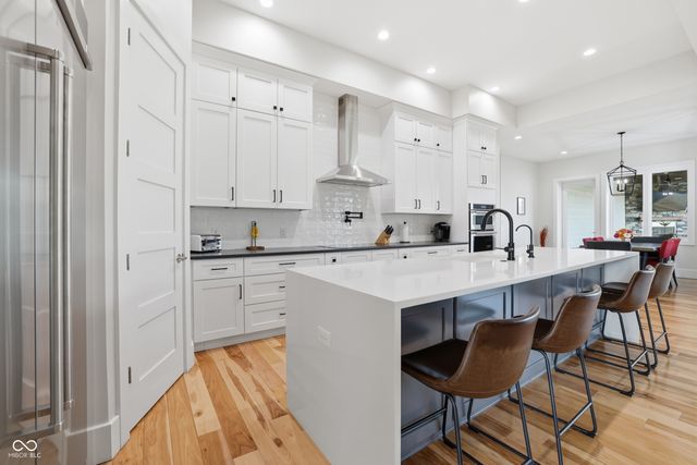 8460 Hunt Club Road, Zionsville, IN 46077