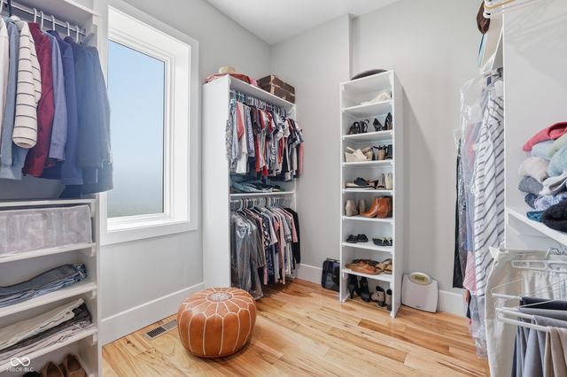 8460 Hunt Club Road, Zionsville, IN 46077