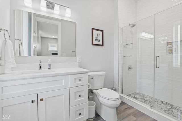 8460 Hunt Club Road, Zionsville, IN 46077