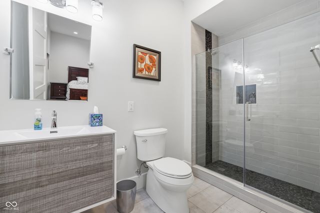 8460 Hunt Club Road, Zionsville, IN 46077