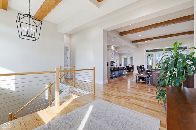 8460 Hunt Club Road, Zionsville, IN 46077