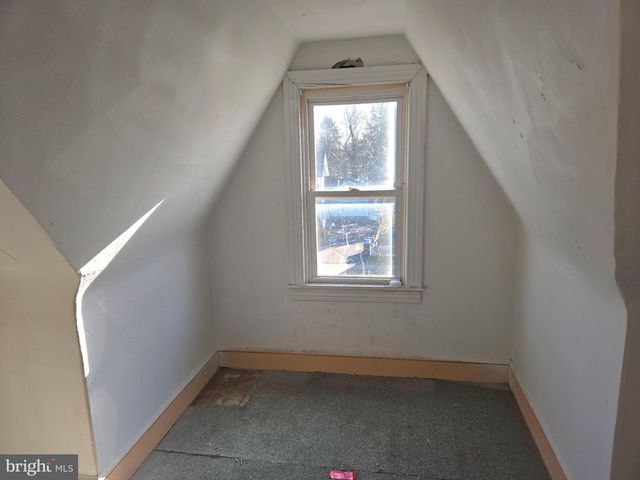 531 BROAD ST, Beverly, NJ 08010