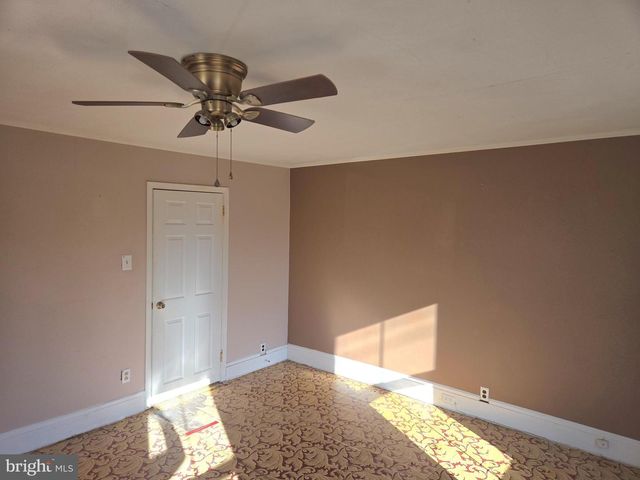 531 BROAD ST, Beverly, NJ 08010