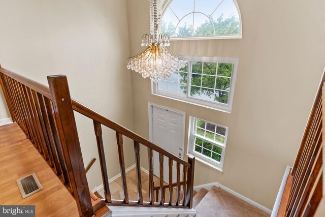 6153 SPRING KNOLL DR, Harrisburg, PA 17111