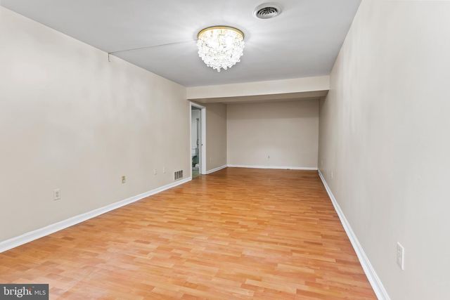 6153 SPRING KNOLL DR, Harrisburg, PA 17111
