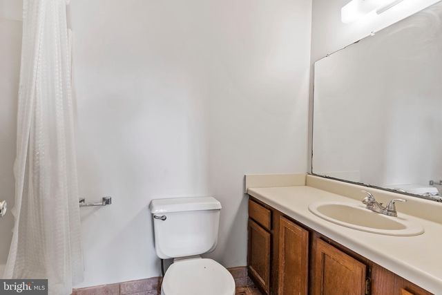 6153 SPRING KNOLL DR, Harrisburg, PA 17111