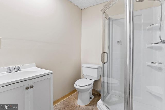 6153 SPRING KNOLL DR, Harrisburg, PA 17111