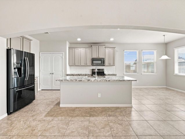 31407 Elkcreek Bend Drive, Hockley, TX 77447
