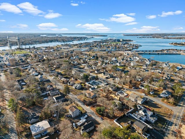 40-A Lafayette Ave, Bourne, MA 02532