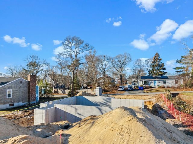 40-A Lafayette Ave, Bourne, MA 02532