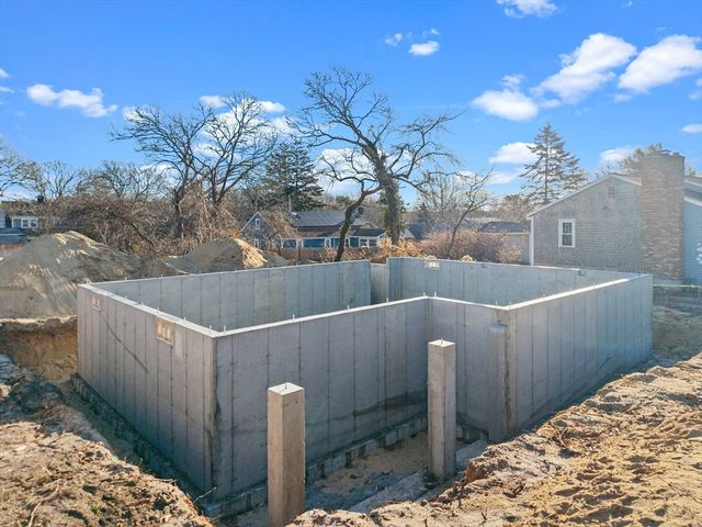 40-A Lafayette Ave, Bourne, MA 02532