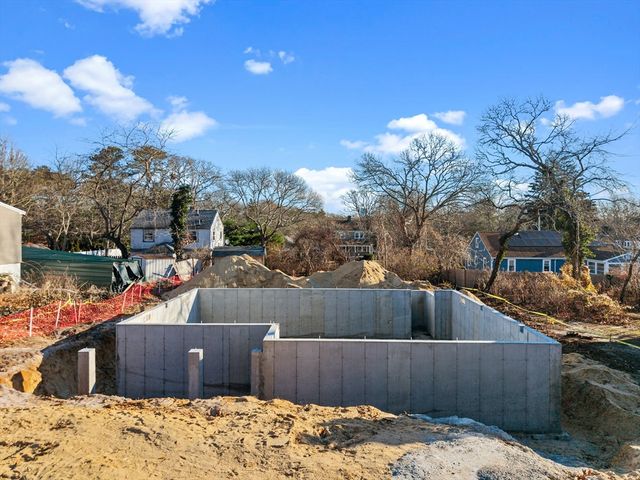 40-A Lafayette Ave, Bourne, MA 02532