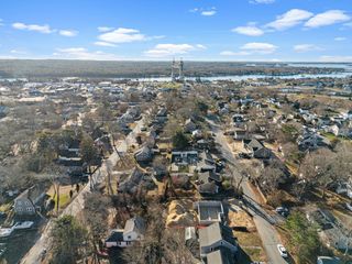 40-A Lafayette Ave, Bourne, MA 02532