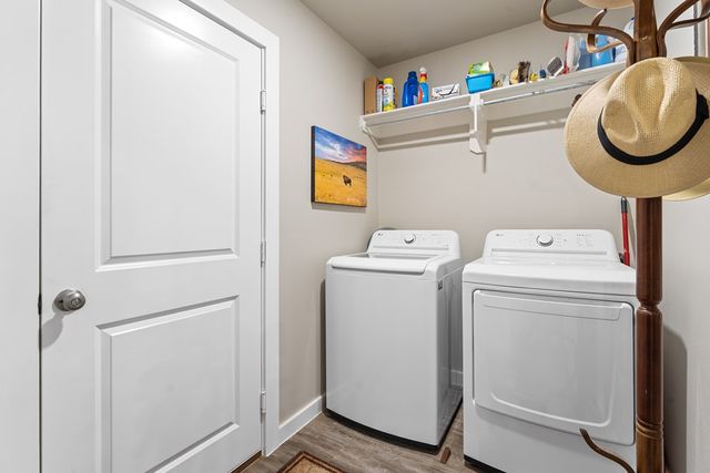 1303 Inselberg St, Midland, TX 79705