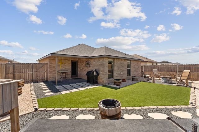 1303 Inselberg St, Midland, TX 79705