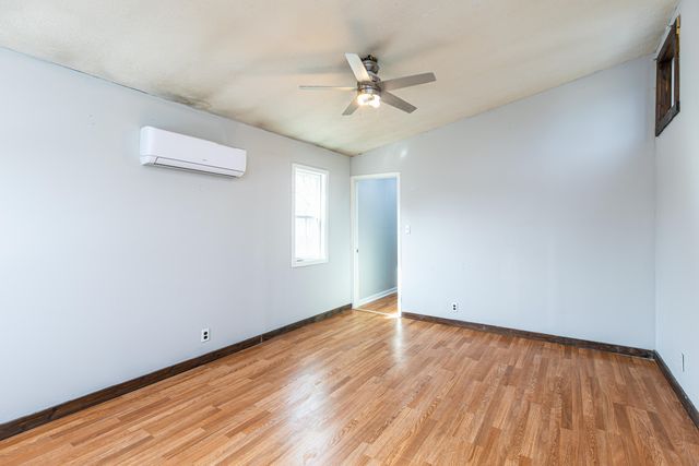 177 Cleveland Avenue, Versailles, KY 40383