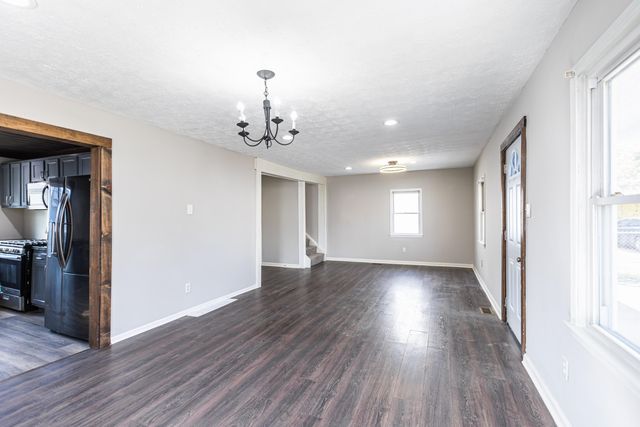 177 Cleveland Avenue, Versailles, KY 40383