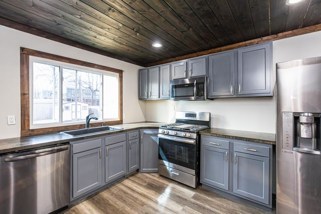 177 Cleveland Avenue, Versailles, KY 40383