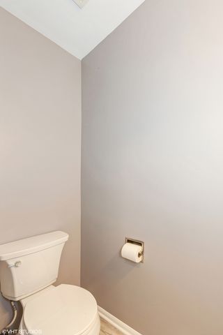 724 Wildflower Circle, Naperville, IL 60540