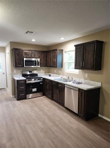 322 W Forest Street, Pittsburg, KS 66762