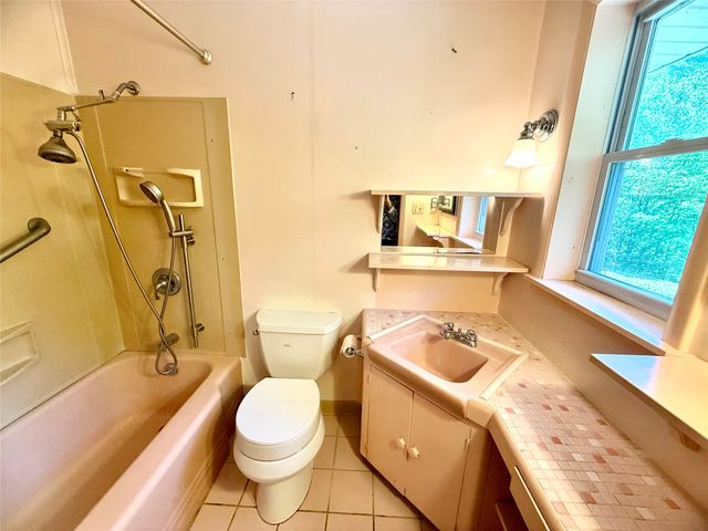 4607 HIGHVIEW Boulevard, Erie, PA 16509