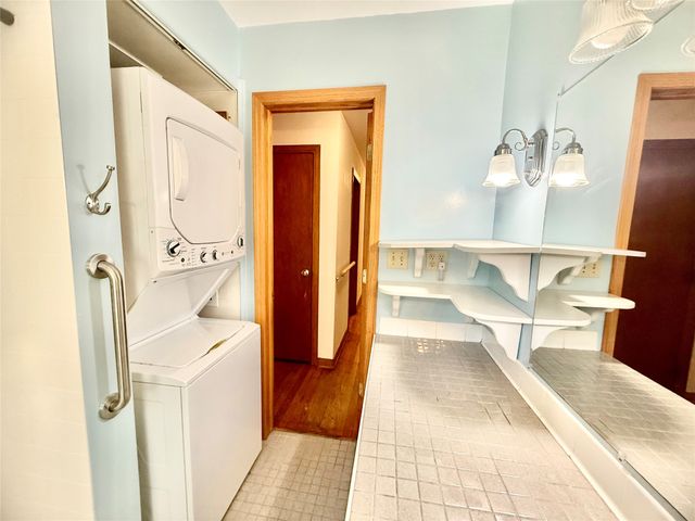 4607 HIGHVIEW Boulevard, Erie, PA 16509