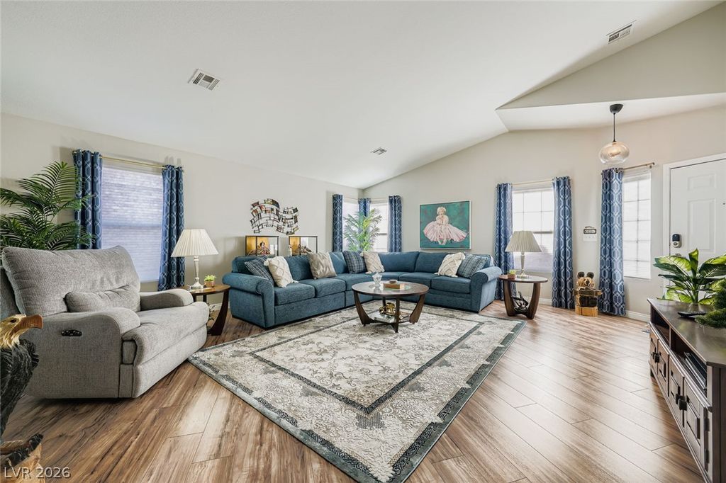 Image 10 of property listing at 10059 Oak Creek Canyon Avenue, Las Vegas, NV 89147
