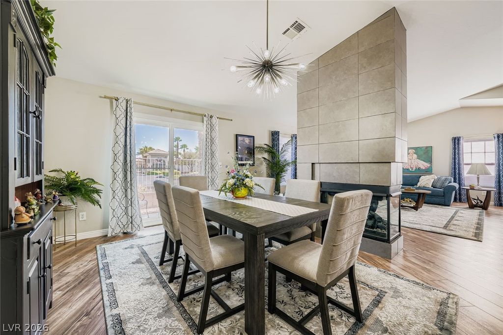 Image 16 of property listing at 10059 Oak Creek Canyon Avenue, Las Vegas, NV 89147