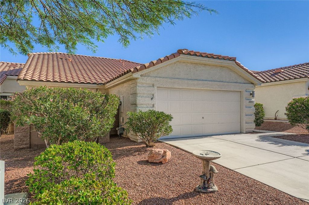 Image 3 of property listing at 10059 Oak Creek Canyon Avenue, Las Vegas, NV 89147