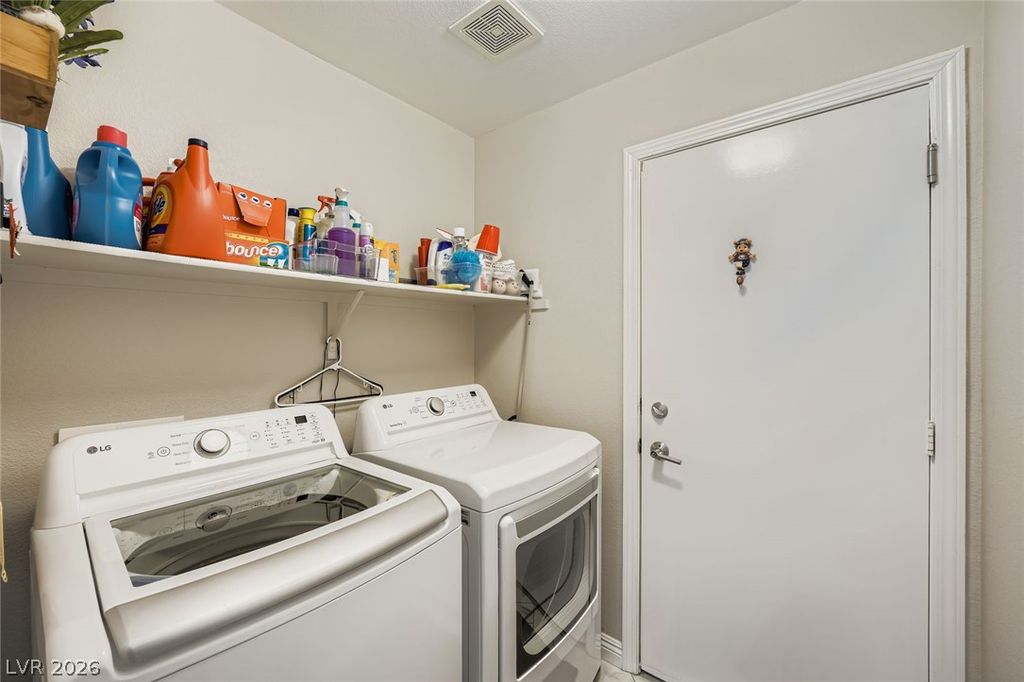 Image 33 of property listing at 10059 Oak Creek Canyon Avenue, Las Vegas, NV 89147