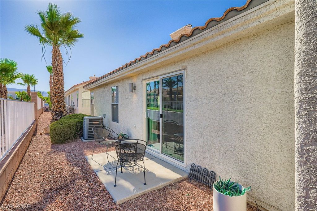 Image 36 of property listing at 10059 Oak Creek Canyon Avenue, Las Vegas, NV 89147