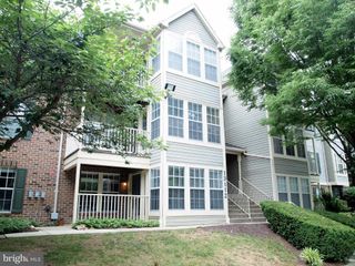 13112 BRIARCLIFF TER #5-101, Germantown, MD 20874