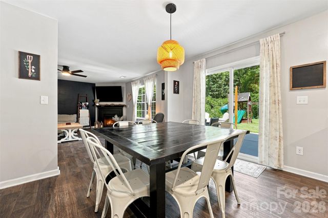 3103 Winesap Drive, Dallas, NC 28034