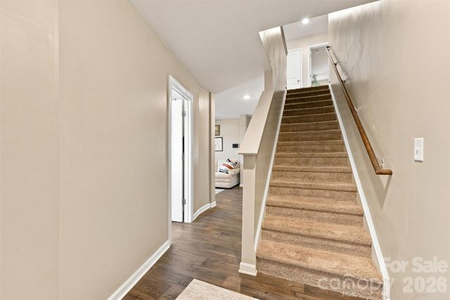 3103 Winesap Drive, Dallas, NC 28034