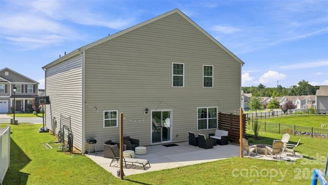 3103 Winesap Drive, Dallas, NC 28034