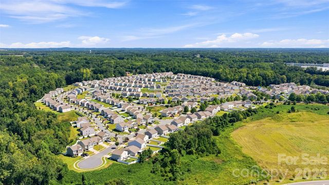3103 Winesap Drive, Dallas, NC 28034
