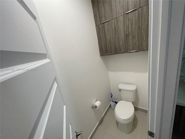 8860 NW 103rd Ave 8860, Doral, FL 33178