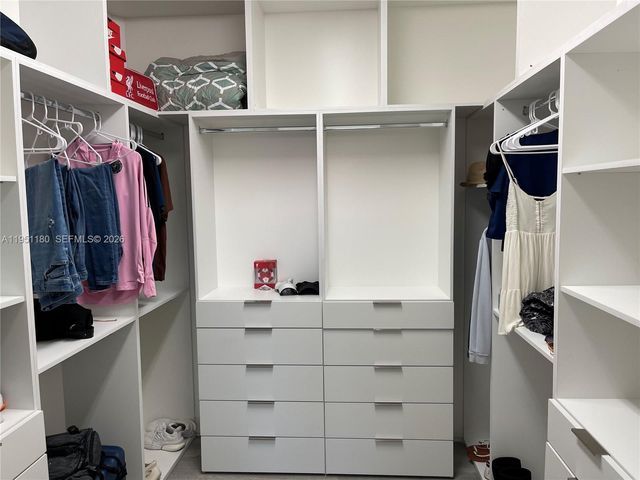 8860 NW 103rd Ave 8860, Doral, FL 33178