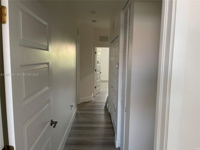 8860 NW 103rd Ave 8860, Doral, FL 33178