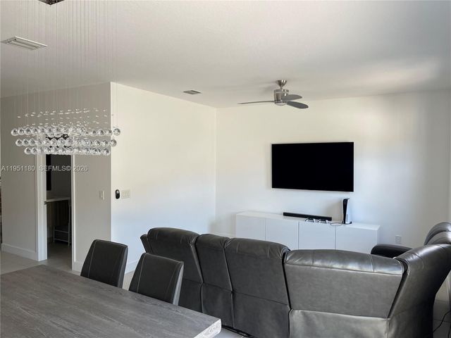 8860 NW 103rd Ave 8860, Doral, FL 33178