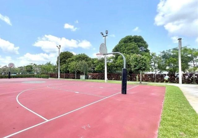 8860 NW 103rd Ave 8860, Doral, FL 33178