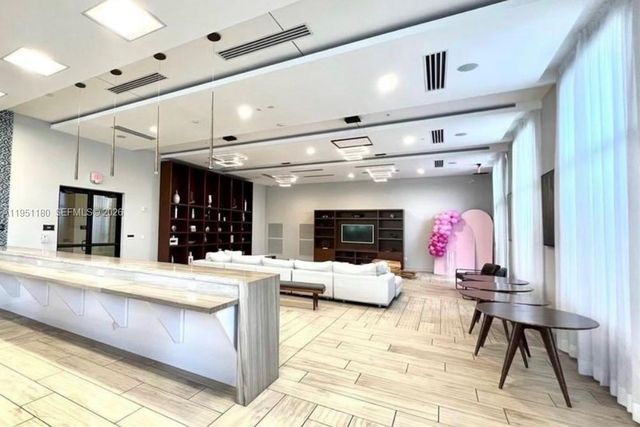 8860 NW 103rd Ave 8860, Doral, FL 33178