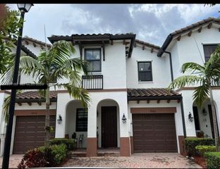 8860 NW 103rd Ave 8860, Doral, FL 33178