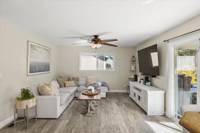 11195 Ringtail Rd, Penn Valley, CA 95946