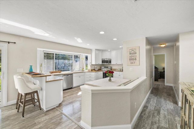 11195 Ringtail Rd, Penn Valley, CA 95946